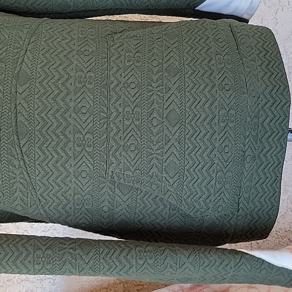 The Pulse Boutique Forest Green Quarter Zip Pullover - Picture 3 of 7